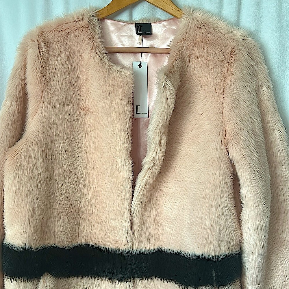 Love Token NWT Pink Teddy Stripe Shaggy Cozy Chic Style Jacket Coat **Sz L** 🧸🧸 - Picture 3 of 5